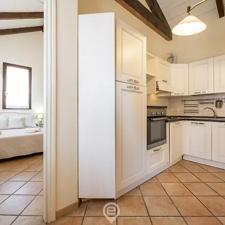 Giulia's Apartment *
